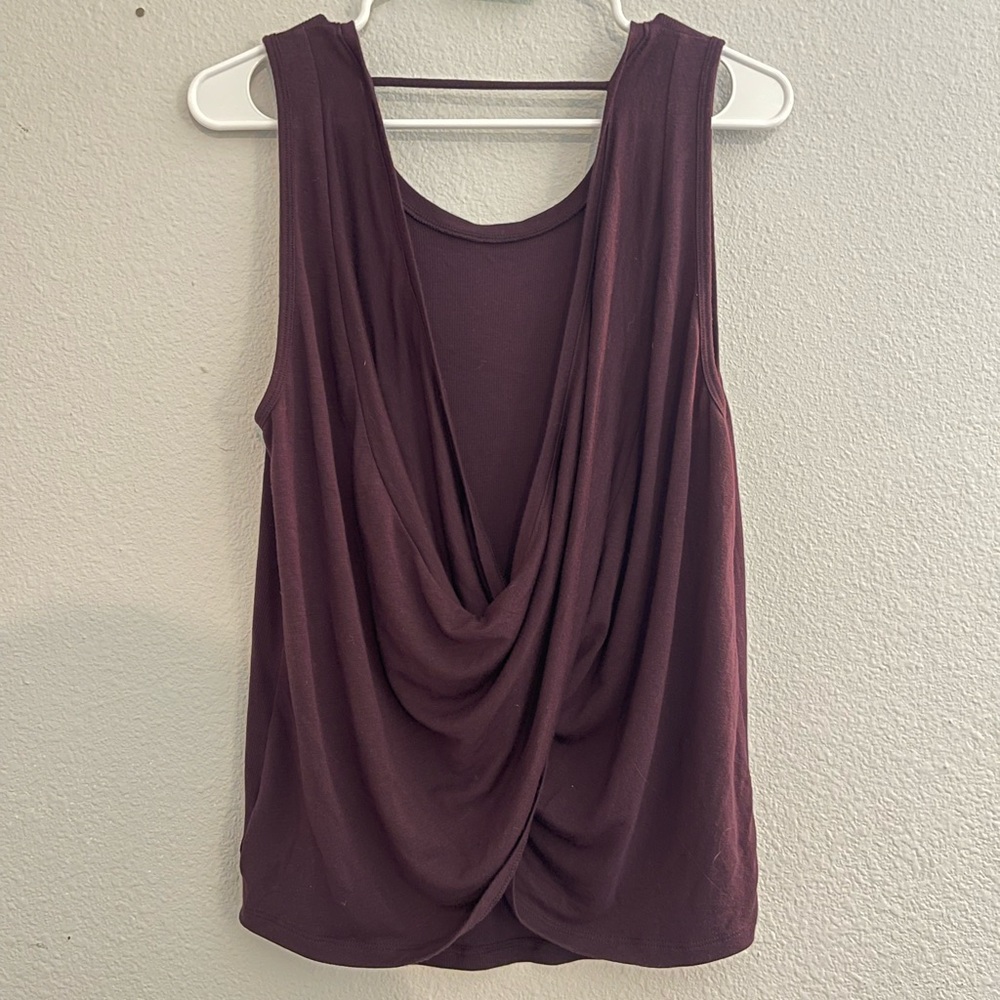 Athleta swoop back athletic tank top size medium
